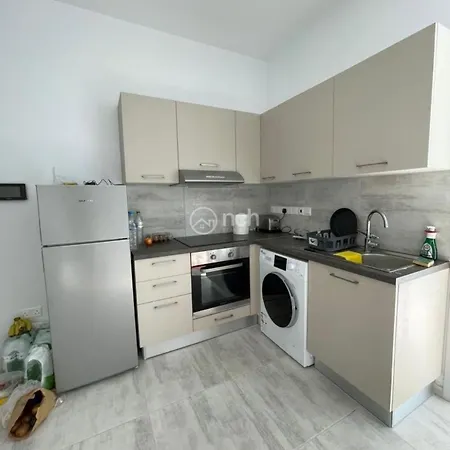 1 Bedroom In Egkomi Makedontissa Near Unic Appartement