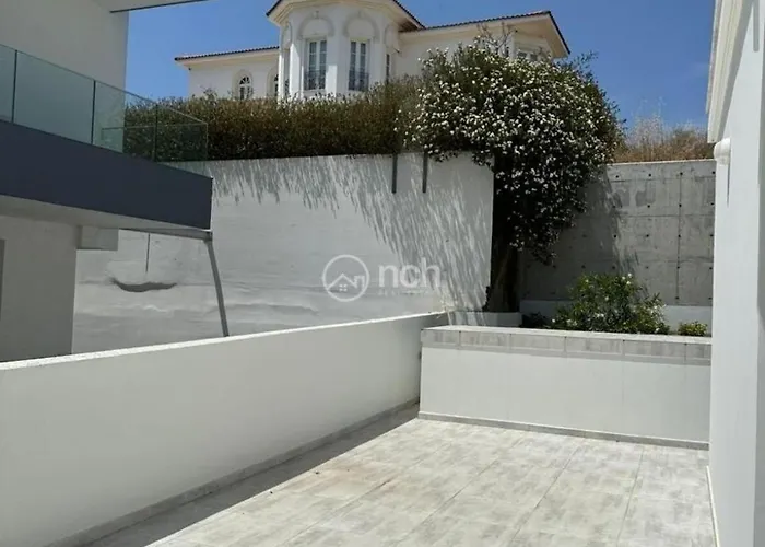 1 Bedroom In Egkomi Makedontissa Near Unic *